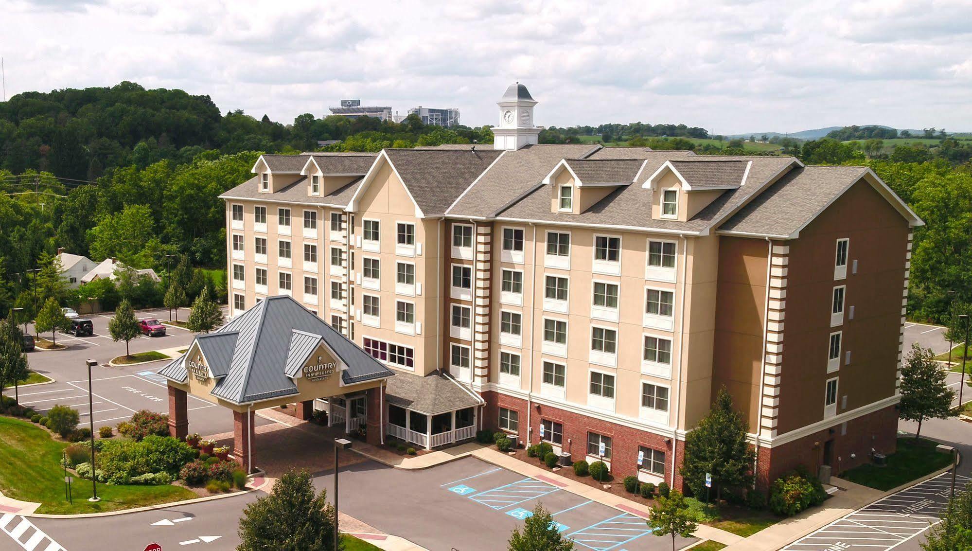 Hotel Country & By Radisson, Penn State Area , Pa 3*